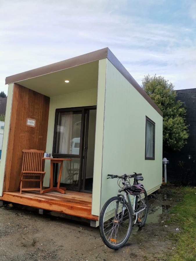 Hotel Qbox Queenstown Exterior foto
